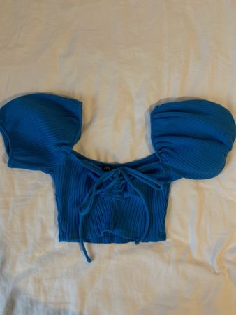 Top bleu électrique Zara