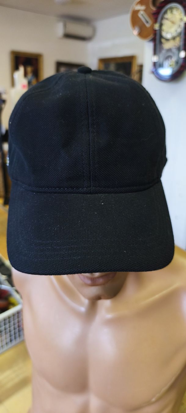 Lacoste Chapeaux, bonnets & casquettes: Lacoste Cap, Schwarz, Grösse L (A2) – Neuf (Voir description) à Künten par Schnaepplihuus