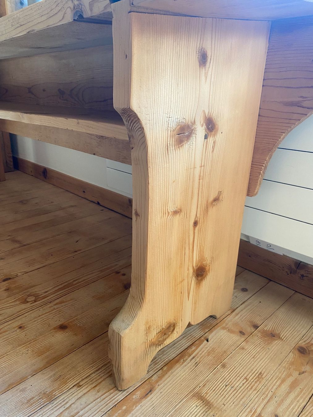 Bureaux: Schulpult – D'occasion à Lenk im Simmental par gwustu 2