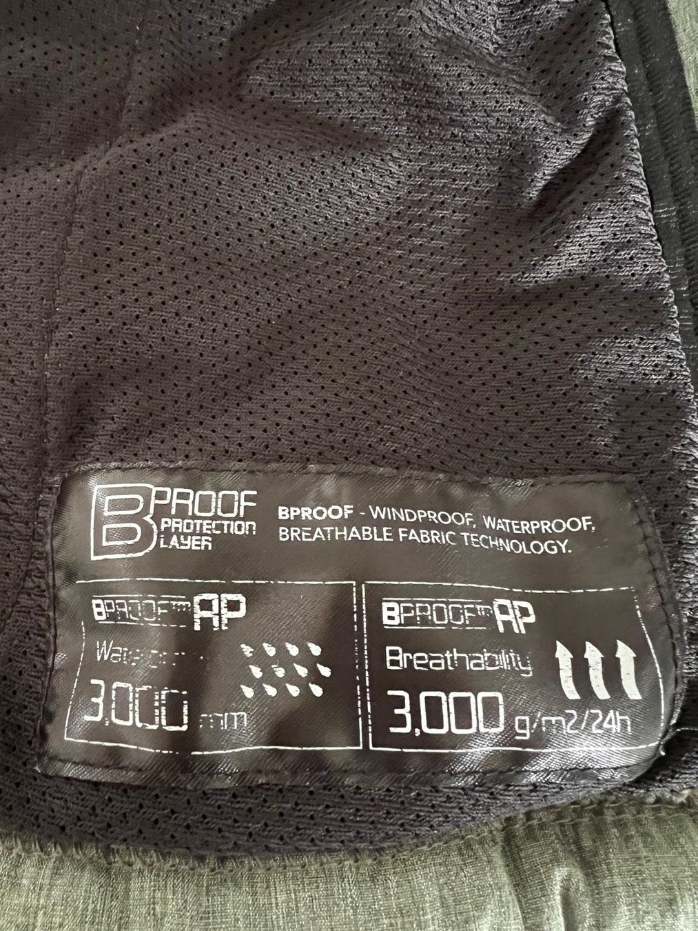 Giacche: Jacke Belowzero Switzerland – Usato da Horw venduto da coalva980001 3