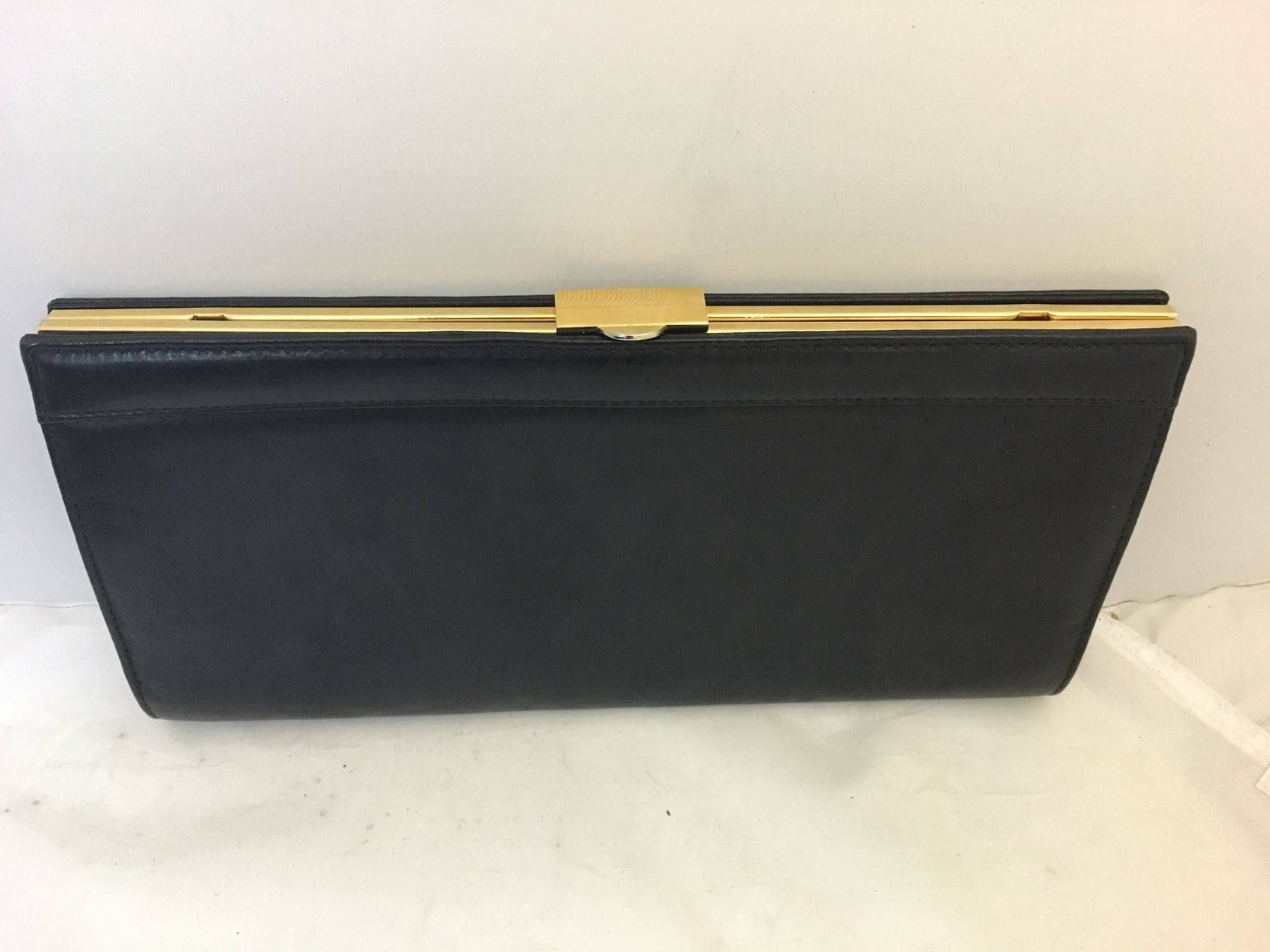 Taschen für Damen: Abendtasche aus schwarzem Leder ! – Gebraucht aus Brügg BE von rutschimedizin 2
