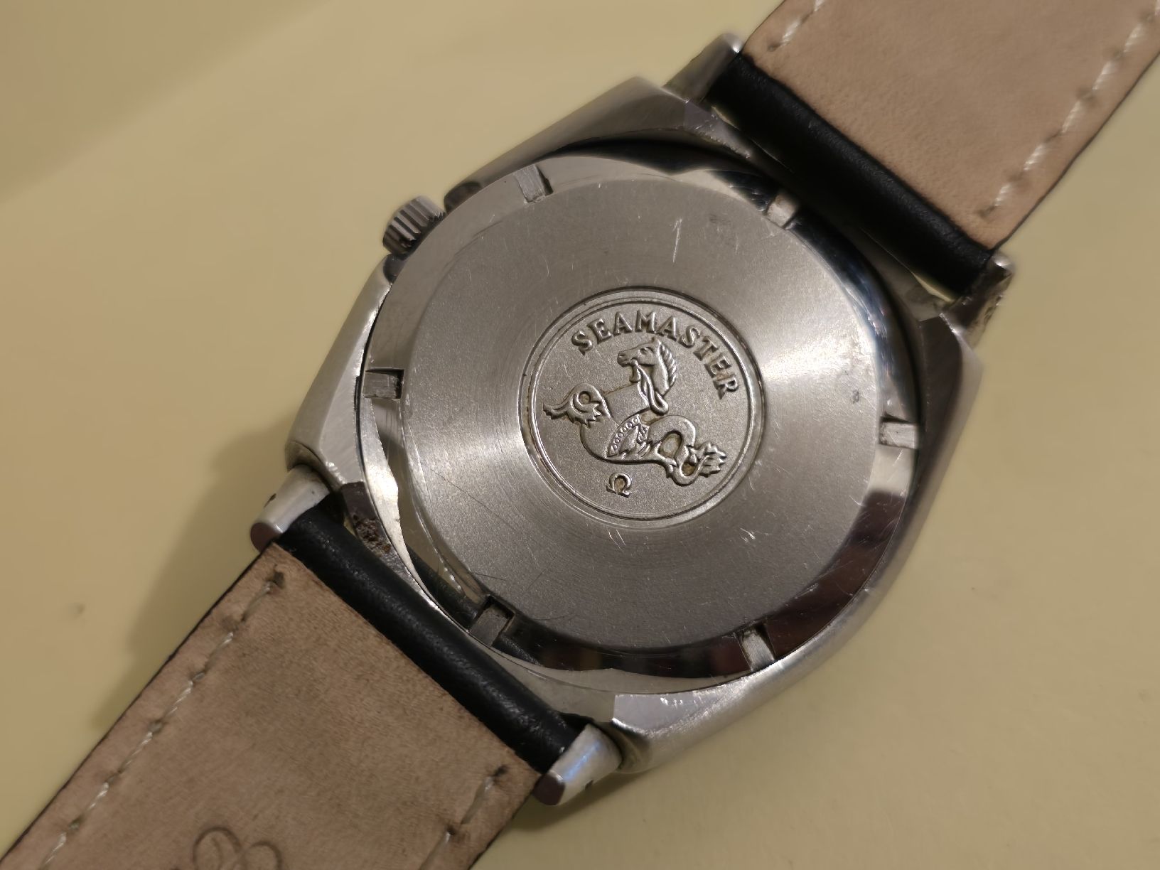 Montre Omega Seamaster Cône F300 - Modèle Vintage Révisé Avec Garantie De 6 Mois, Pour Homme