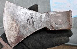 Antiker GOLDENBERG 1250 YE67 - BREITBEIL - KOPF