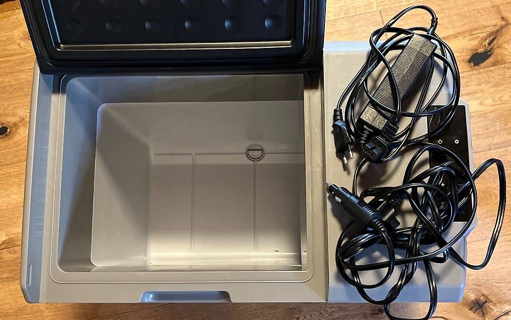 Frigoriferi & Refrigeratori: Camping Kühlbox – Usato da Schüpfen venduto da donald79 3