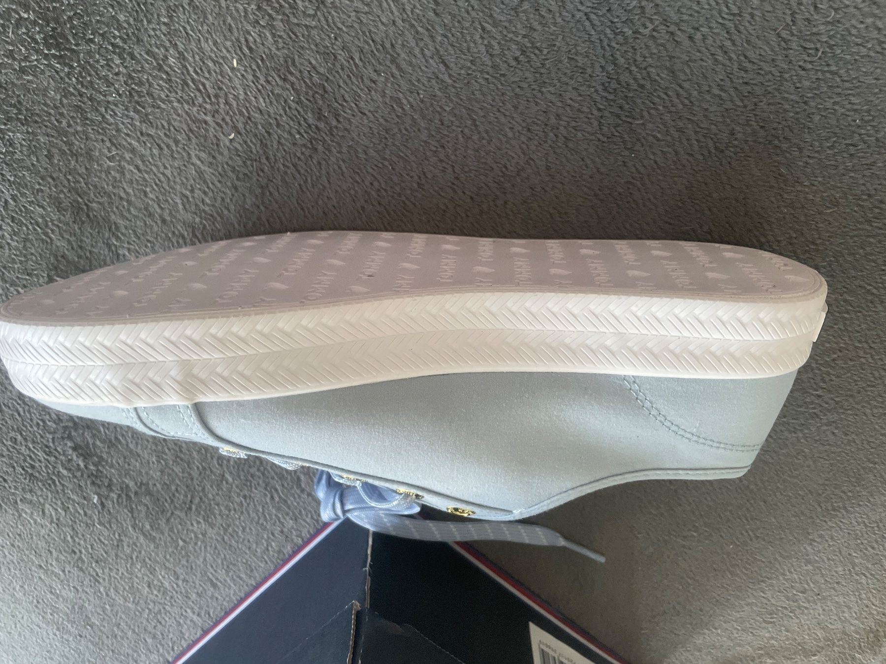 Tommy Hilfiger Scarpe da donna: Original Tommy Hilfiger Sneakers Freizeitschuhe – Nuovo (secondo la descrizione) da Flüelen venduto da AU10 2