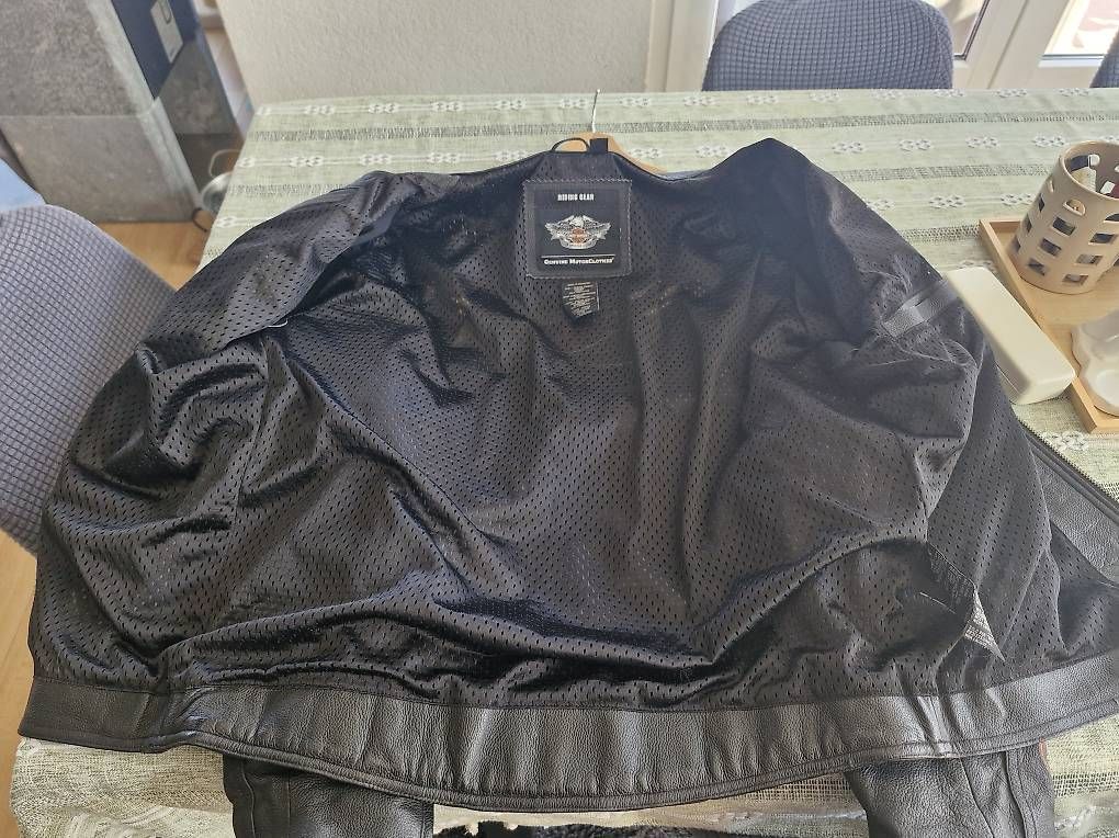 Jacken: Veste moto  – Gebraucht aus Erde von sfc01