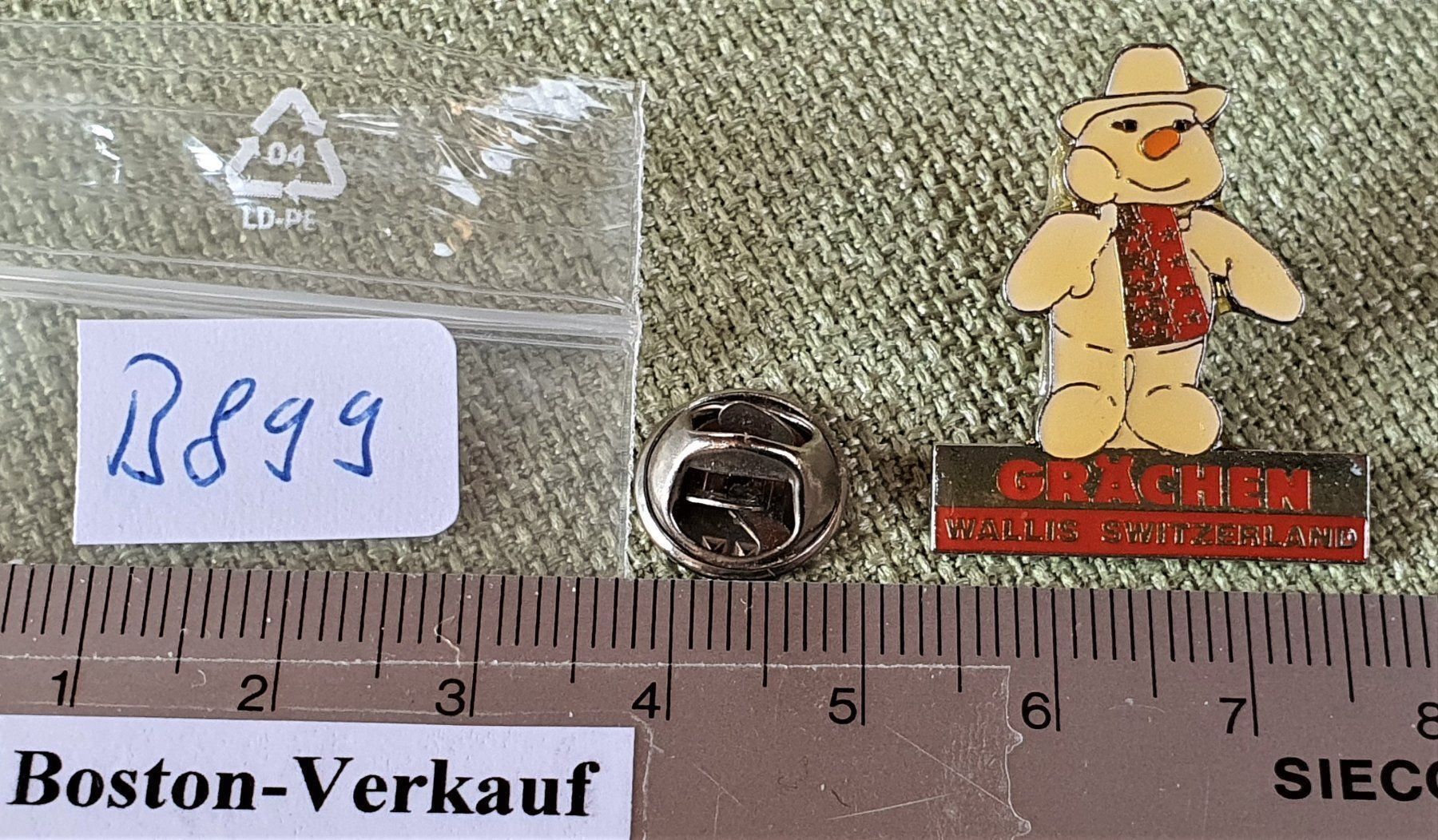 Placchette & Badge: B899 - Pin Grächen Schneemann Wallis CH – Usato da Reinach BL venduto da Boston-Verkauf 3