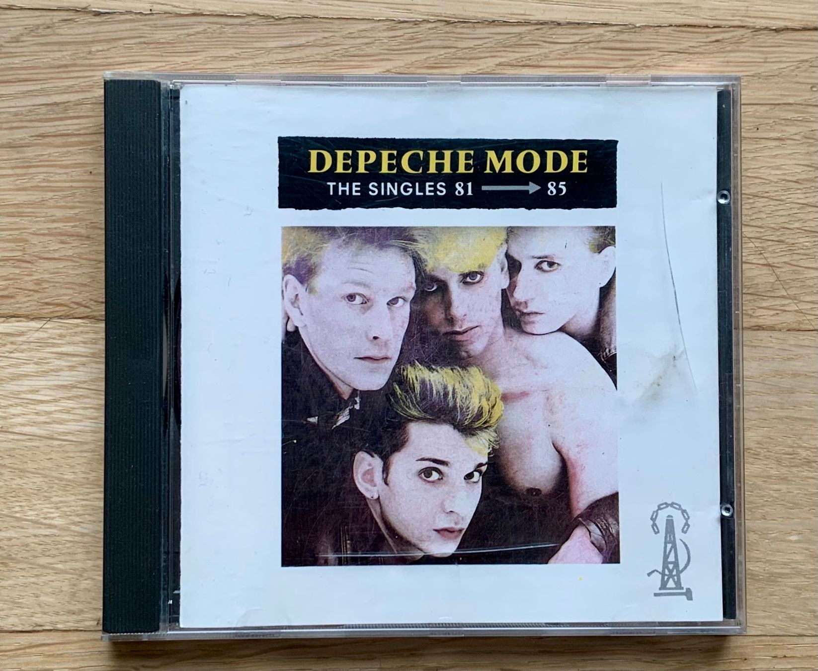 CD: Depeche Mode The Singles 81-85 – Usato da Zürich venduto da Fieber