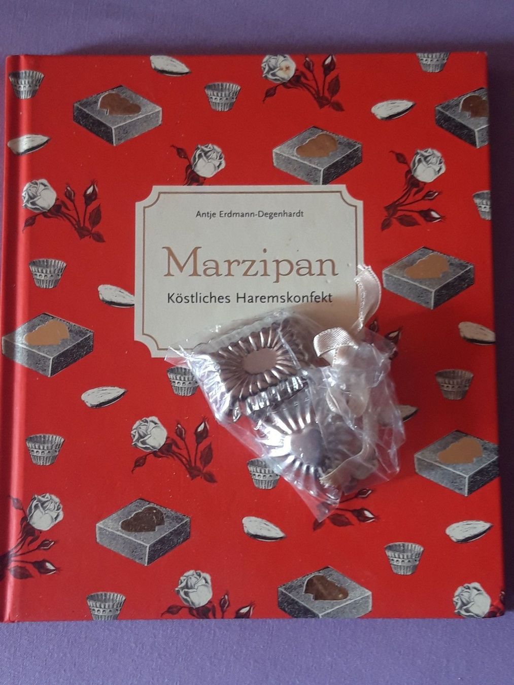 Livres: Marzipan Köstliches Haremskonfekt – D'occasion à Uster par Sonnenblume212