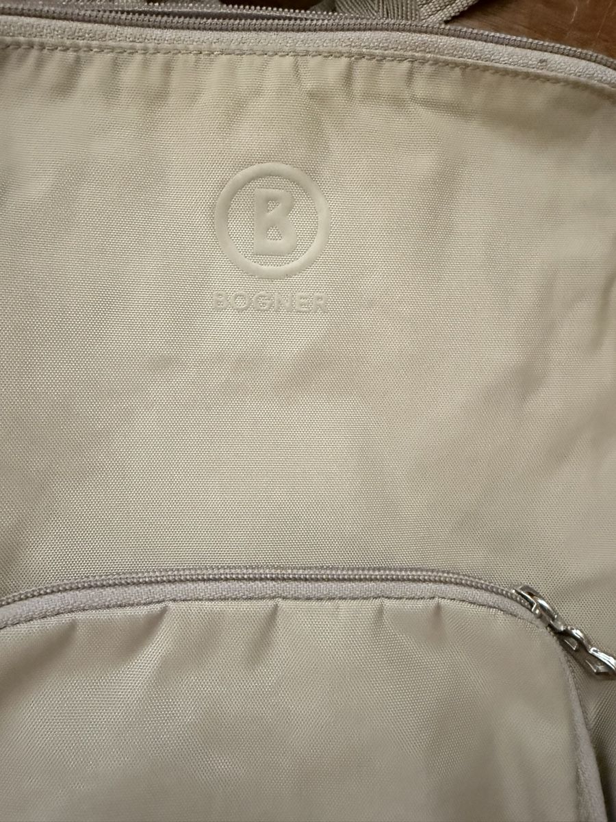 Bogner Zaini: Bogner Damen Rucksack, beige – Usato da Winterthur venduto da hera05 1
