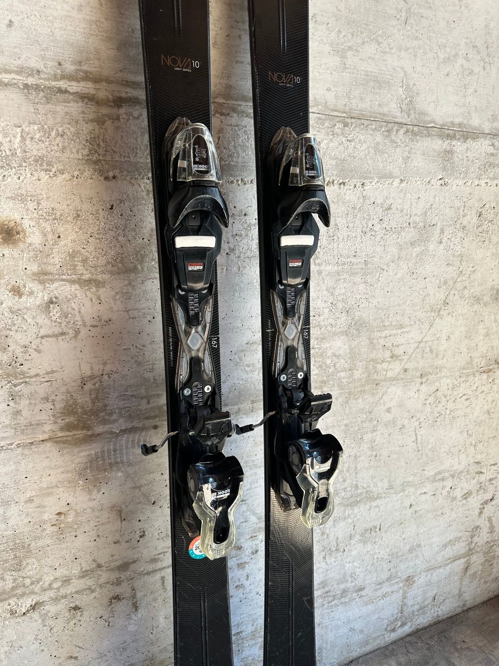 Rossignol Skis: Rossignol Nova Ski 167CM – D'occasion à Emmenbrücke par karkarkar 2