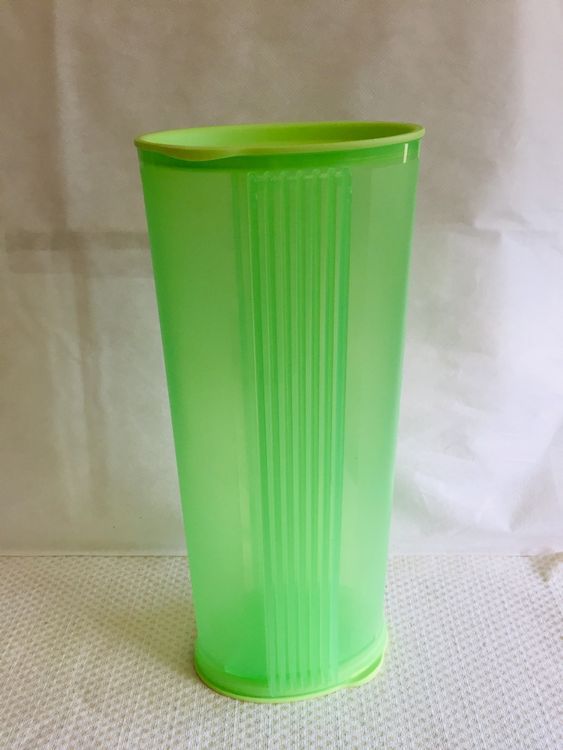 Tupperware Modular Mates Spaghetti Dispenser, Colors Vary by Tupperware