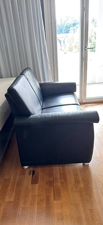 Sofas: Schwarzes Ledersofa – Gebraucht aus Basel von mar_cc2n 1