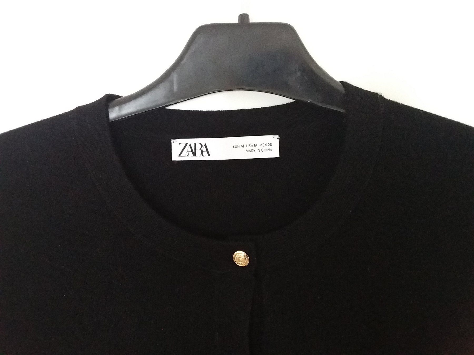 Zara Giacche: ZARA Strickjacke Gr M, mit Goldknöpfen – Usato da Immensee venduto da Btrutmann 2