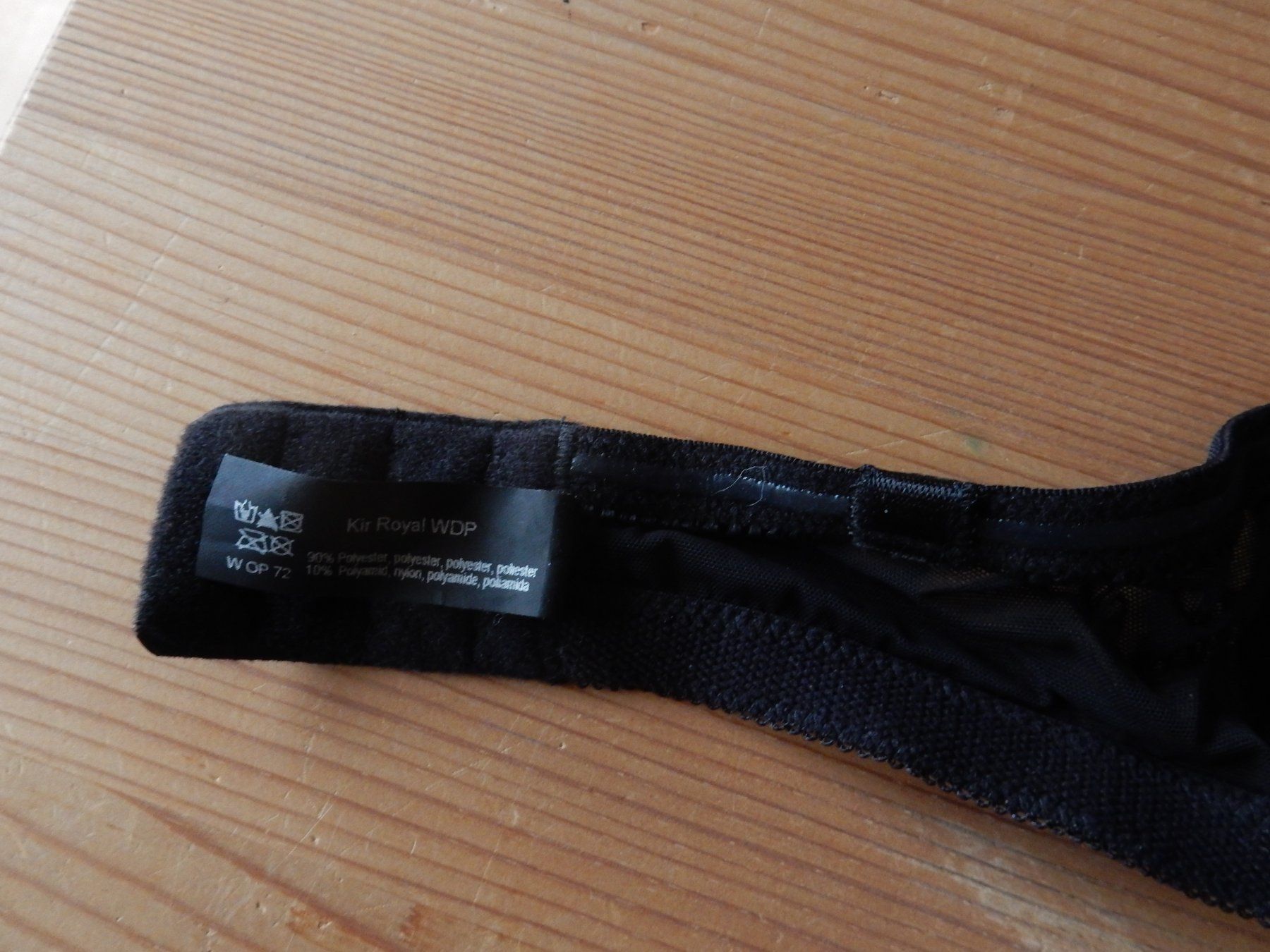 Altra biancheria intima: Schwarzer Push-Up BH mit Spitze, 80C, neuwertig Valisere – Usato da Jona venduto da simongarden 3