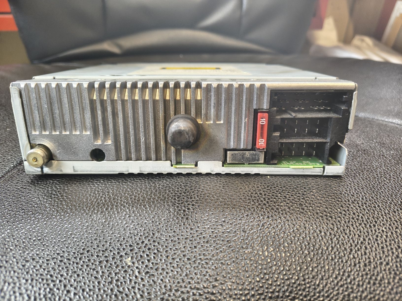 Radio: Orig. VW Individual Autoradio – Usato da Etzelkofen venduto da madafaka_06 1