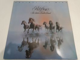 Bob Seger & The Silver Bullet Band – Against The Wind