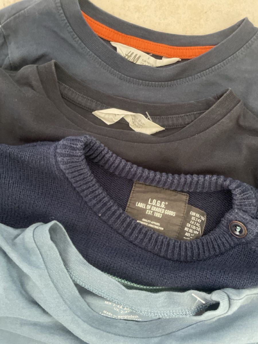 H&M Pullover & Sweatshirts: 4 H&M Pullover Gr.98/104 Dino 🦕 – Gebraucht aus Obergerlafingen von cabo4 2