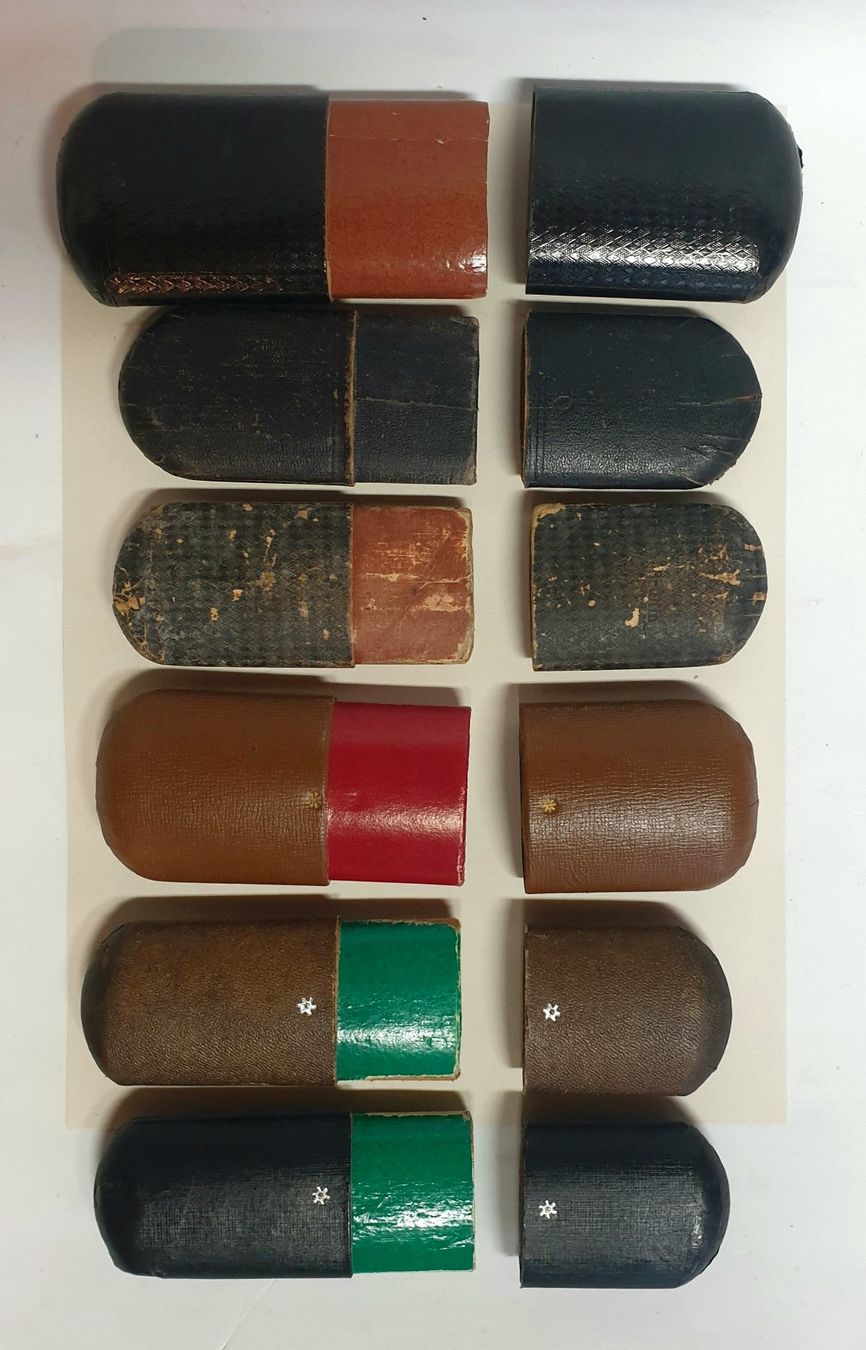Altro in  Abbigliamento & Accessori: 6 Vintage Brillenetui – Usato da Tüscherz-Alfermée venduto da Newpad 1