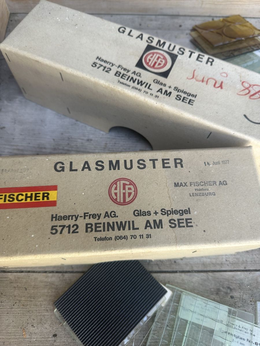 Gläser: Alte Glasmuster Stücke  – Gebraucht aus Villmergen von Bezdupe 1