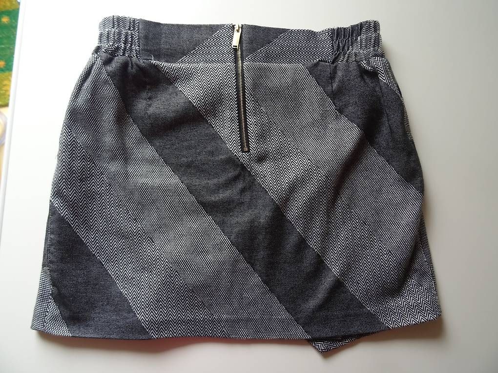 Desigual Gonne: Desigual Jupe – Usato da Niederbipp venduto da PiaZ01 3