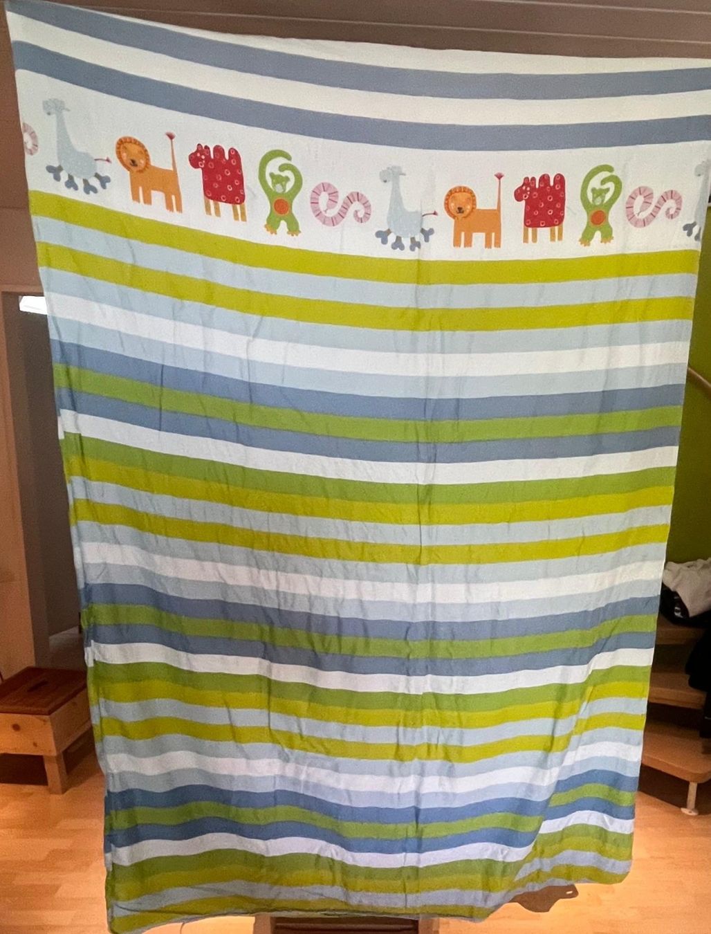 Coperte: GRÜNER - KINDERBETTBEZUG – Usato da Jona venduto da Humpys