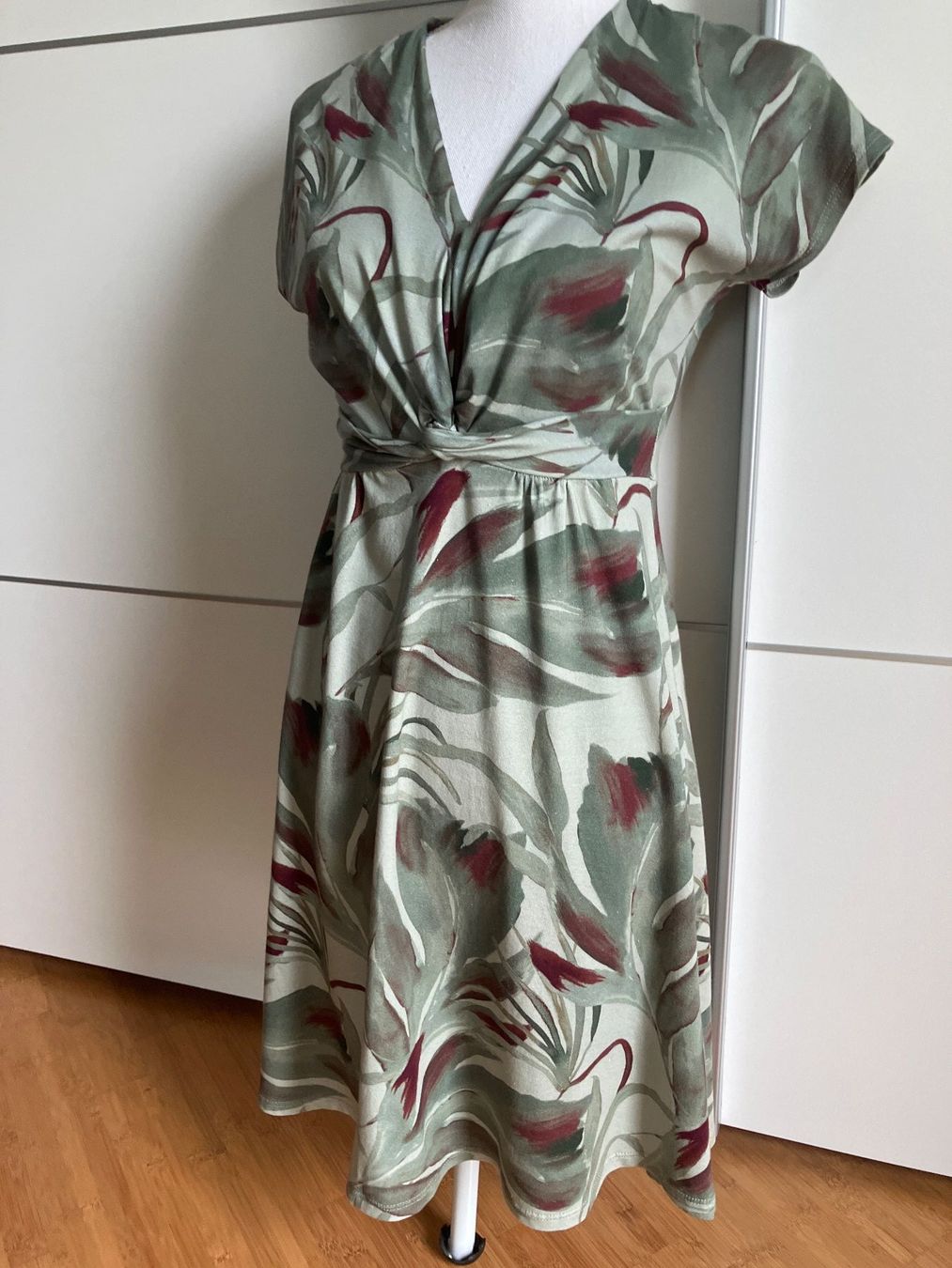 We Robes: Sommerkleid vom WE 1x getragen – Neuf (Voir description) à Belp par Bverona