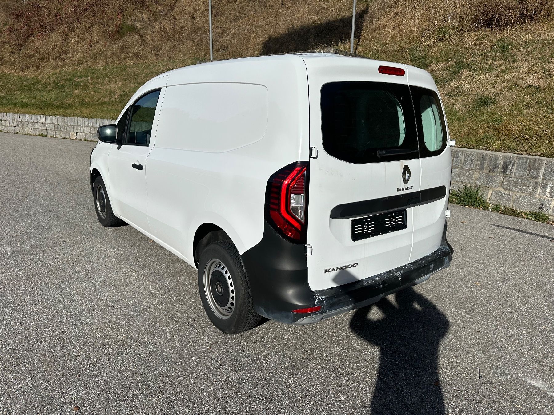 Renault Veicoli commerciali: Renault kangoo – Usato da Lugano venduto da Cbr840328 3