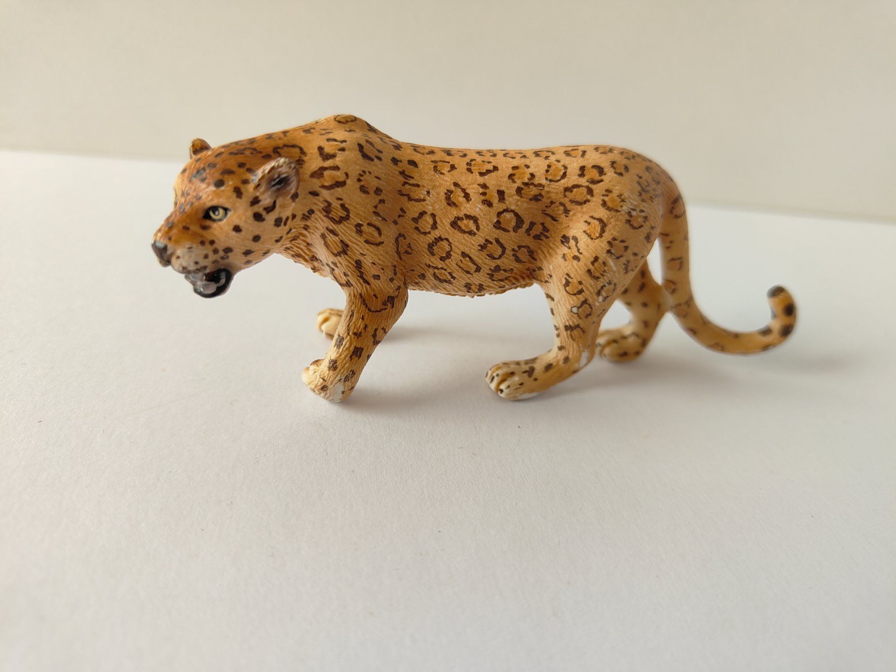 Schleich Statuette: Schleich Leopard Wild Life Raubtier – Usato da Thalwil venduto da FigurenFreunde