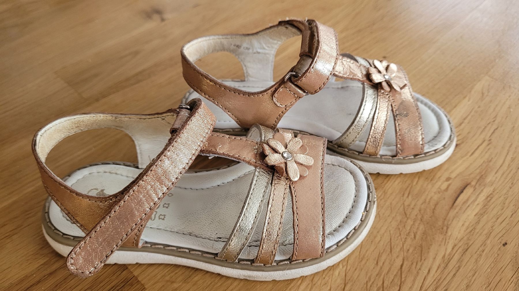 Scarpe per ragazze: Cupcake Sandalen, Grösse 26 – Usato da Uetendorf venduto da Heyhey3661 1