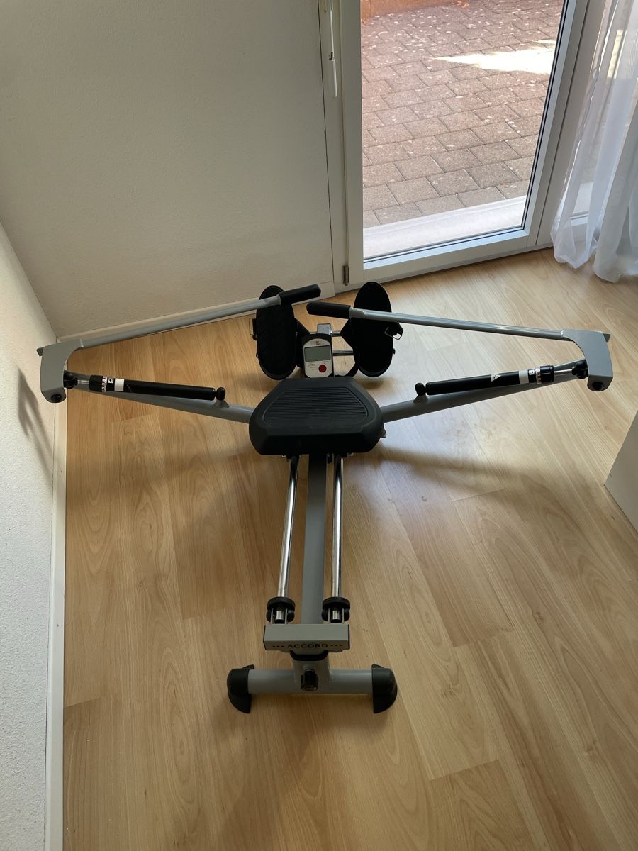 Hometrainer: Rudergerät, guter Zustand – Usato da Neerach venduto da Asi20