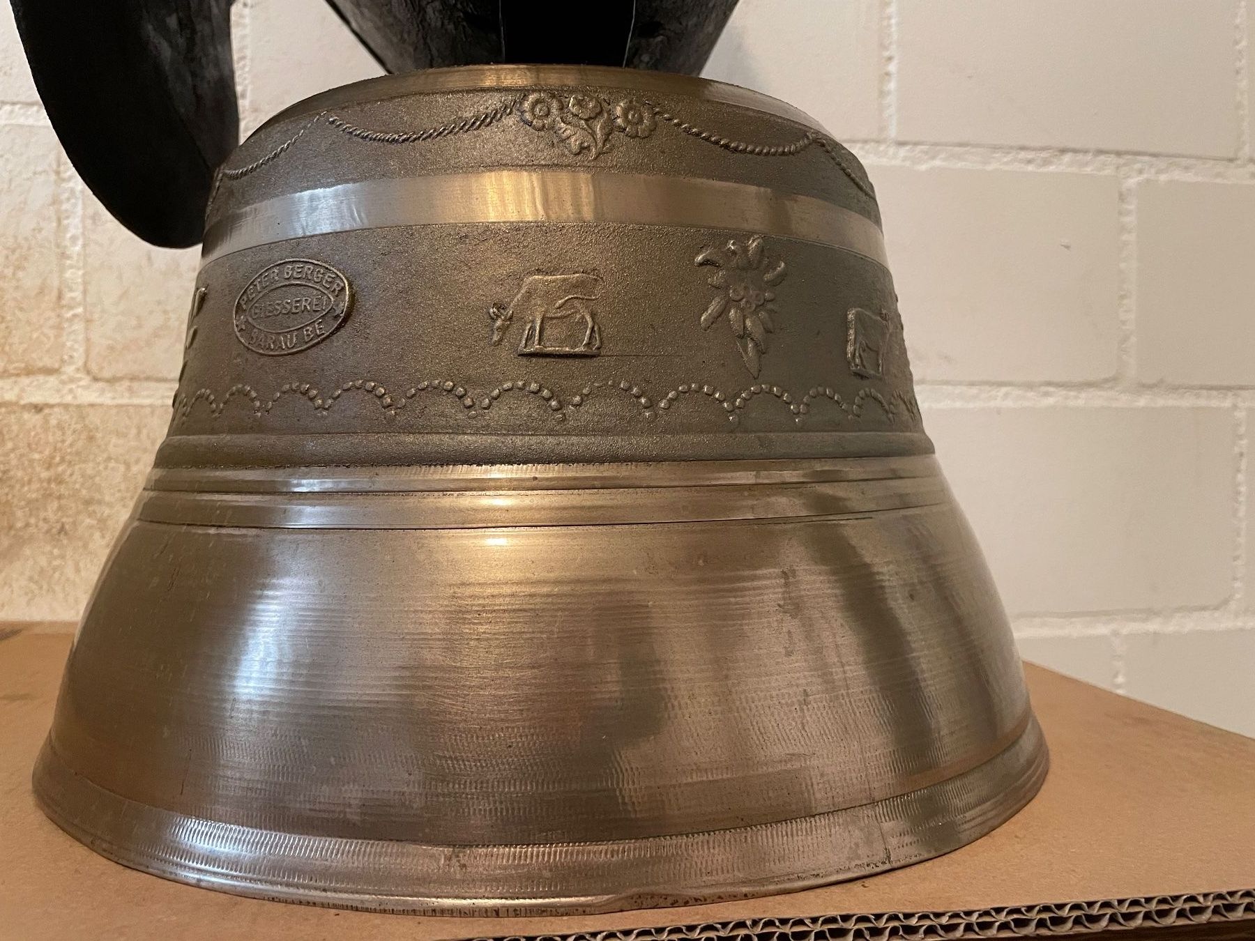 Campanacci mucche: Peter Berger Glocke XXL ab 1.00 Fr. – Usato da Birrhard venduto da magisto52 7