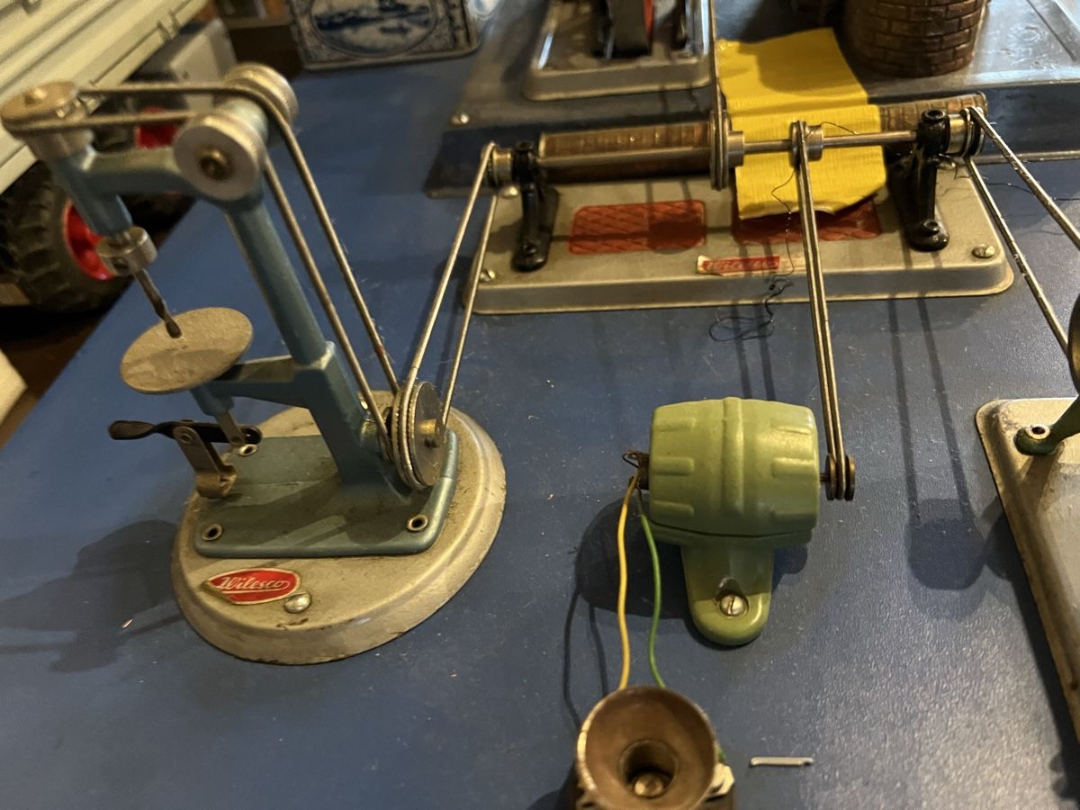 Wilesco Kit di modellismo & Modellini statici: Wilesco Dampfmaschine – Usato da Altdorf UR venduto da modellbau-widmer 3
