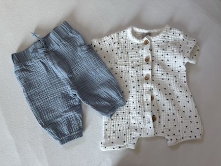 Babykleidung Musselin Strampler & Hose Grösse 56