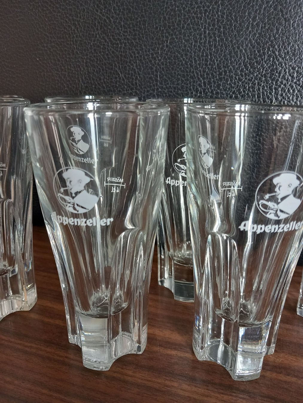 Bicchieri: Appenzeller Alpenbitter  Gläser – Usato da Urnäsch venduto da Hua-Hin 1