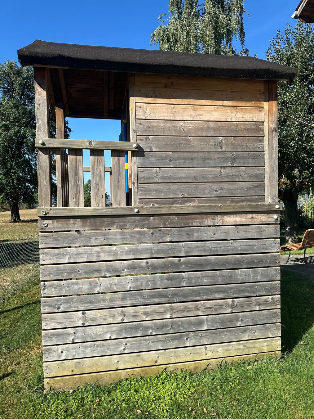 Maisons pour enfant: Spielturm mit Rutschbahn – D'occasion à Auslikon par Jtschoene 5