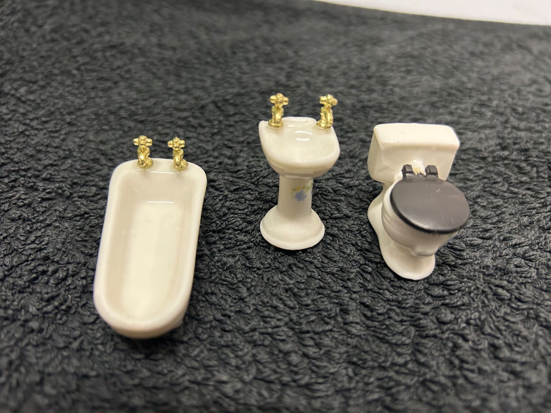 Case e mobili per bambole: altes, viktorianisches Badezimmer Set in Miniature – Nuovo (secondo la descrizione) da Uetikon am See venduto da rst_qq69 1