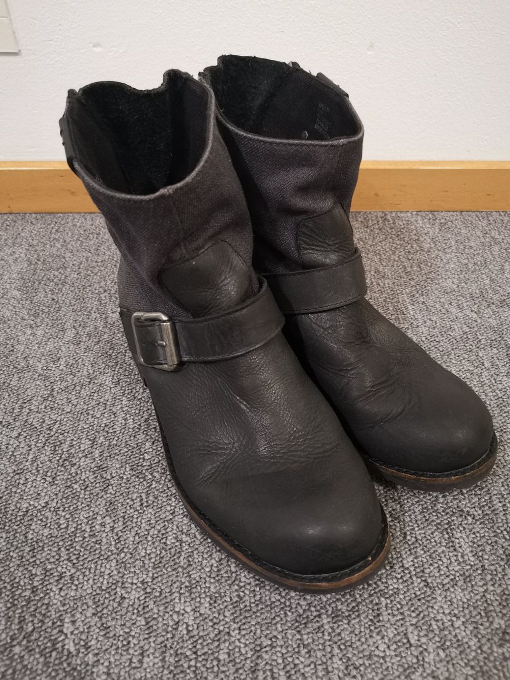 Calvin Klein Damenschuhe: Schuhe 38 Calvin Klein – Gebraucht aus Pfaffhausen von mat_ld9l 2