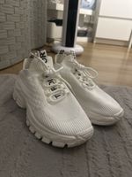 Sportschuhe weiss Grösse 39 