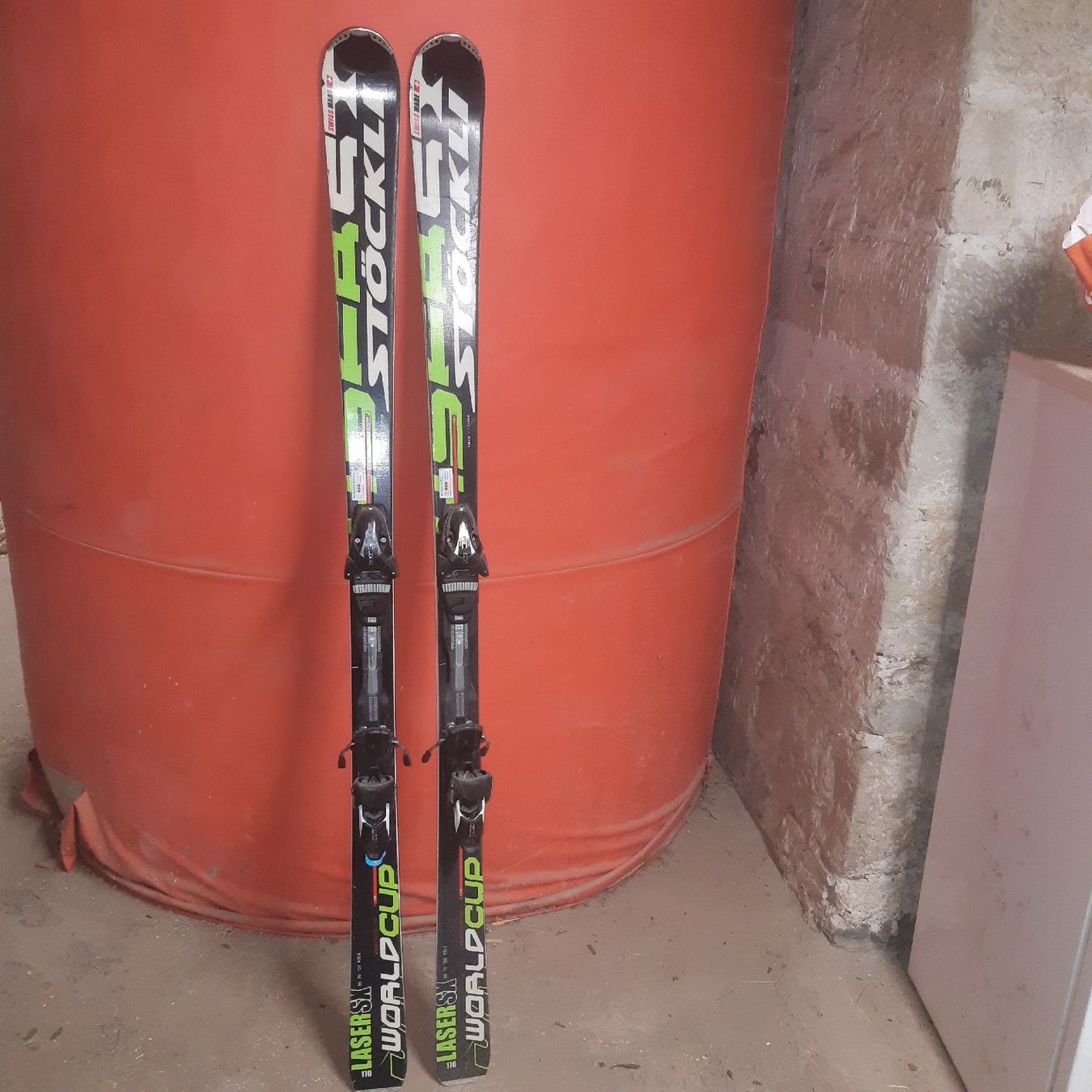 Stöckli Sci: Stöckli Ski Laser SX 170cm – Usato da Langnau i. E. venduto da langi87