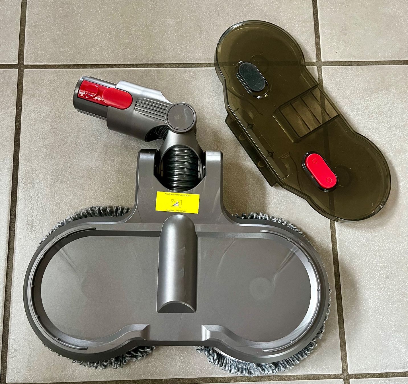 Dyson Altro per la casa: Wischaufsatz für Dyson – Nuovo e nell'imballaggio originale da Busswil BE venduto da Hofis3 2