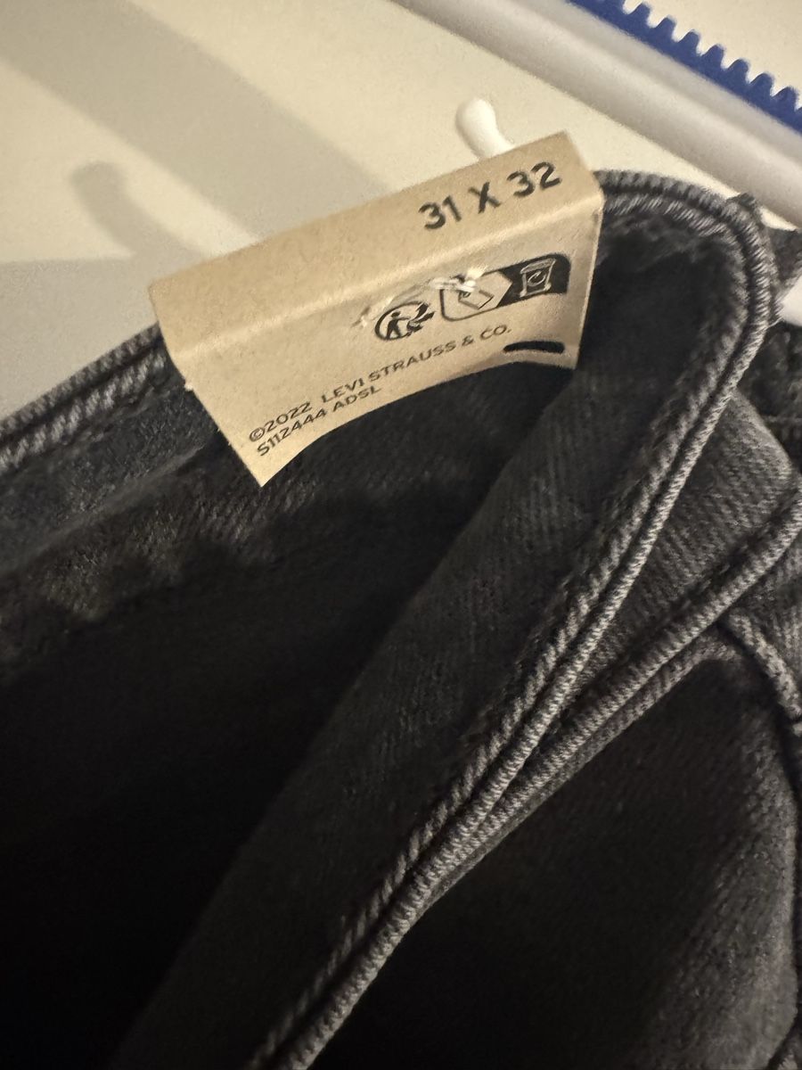 Levi's Jeans: Levi’s Jeans Superlow Flare Gr. 31/32 – Neu und originalverpackt aus Felben-Wellhausen von Formel1urs1970 3