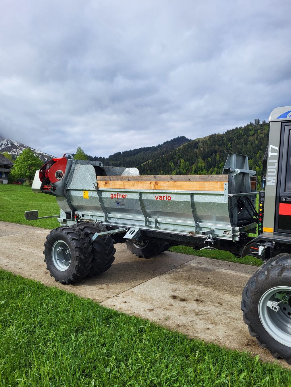 Tutte le macchine: Mistzetter Gafner Aufbau – Usato da Escholzmatt venduto da subiiwrx 1