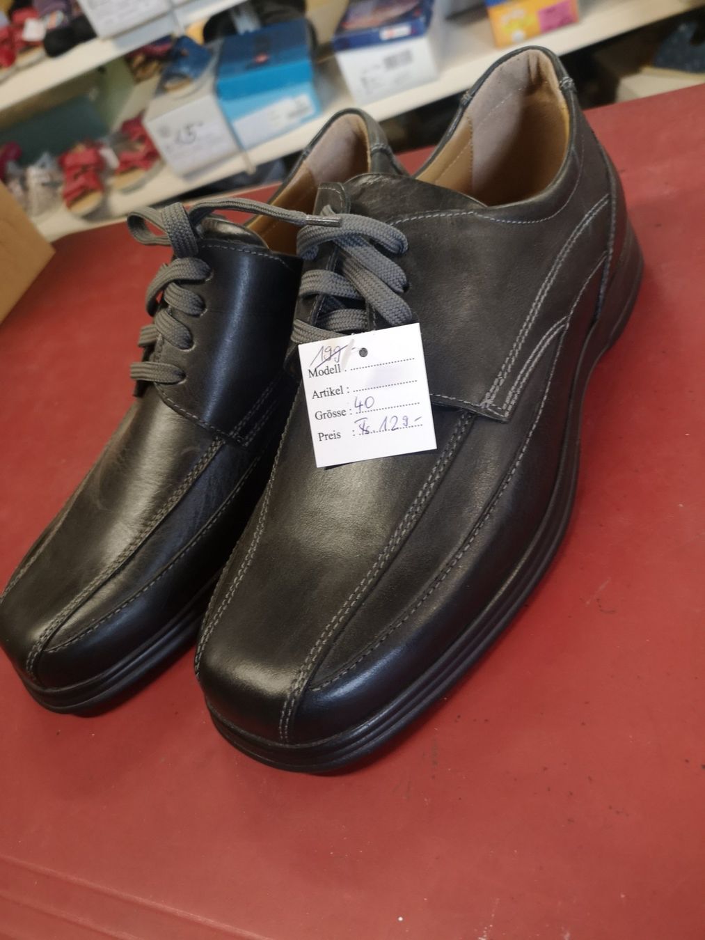 Helvesko Chaussures hommes: Helvesko – Neuf avec emballage d'origine à Möhlin par Highwaytom