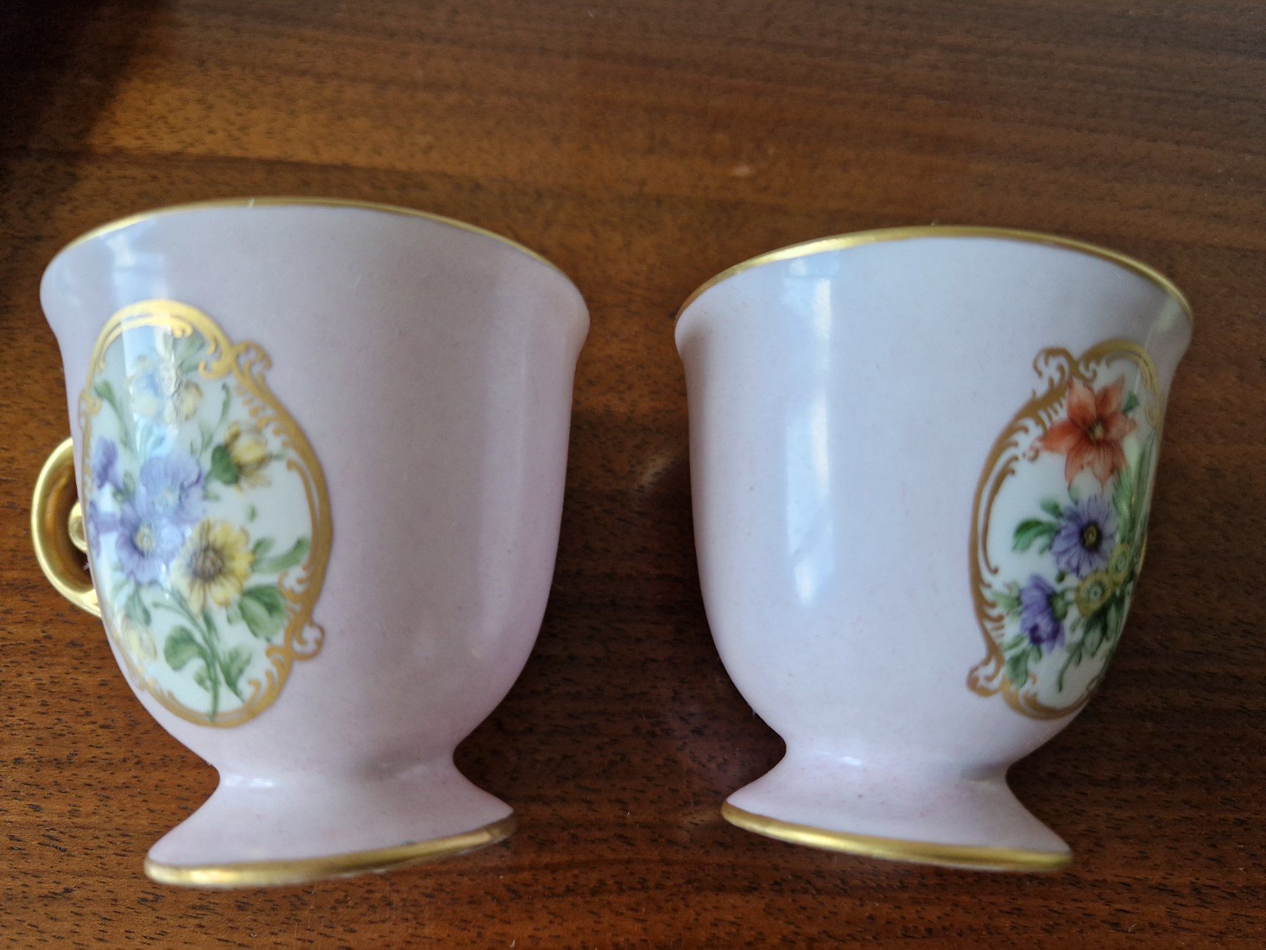 Set di piatti: Kaffee/Espressotassen Bavaria – Usato da Bern venduto da Antikbatik 5