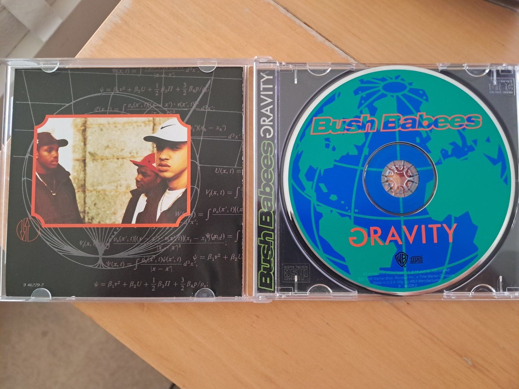 CDs: Bush Babees – Gravity (CD) – D'occasion à Zürich par Oi_love_Oilas81 2