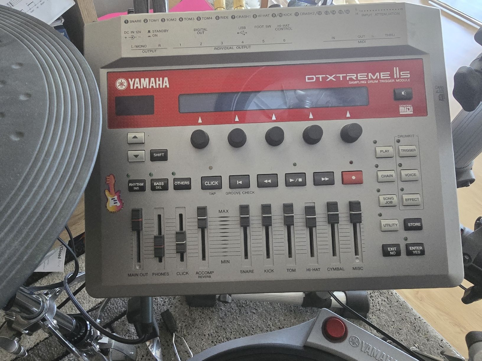 Yamaha Strumenti musicali: Elektronische Schlagzeug Yamaha – Usato da Neuhausen am Rheinfall venduto da Ortex 2