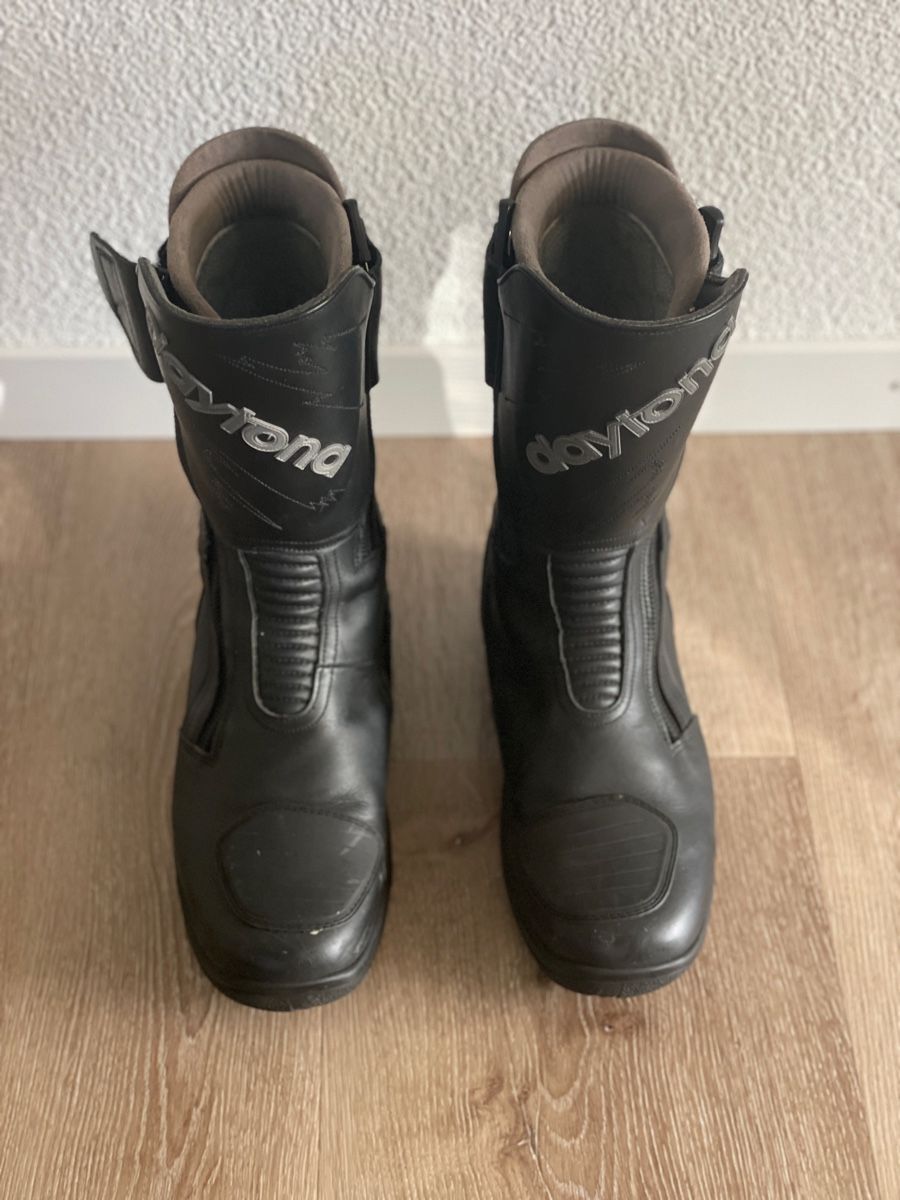 Scarpe da uomo: Motorradstiefel Daytona – Usato da Wetzikon ZH venduto da Cedi