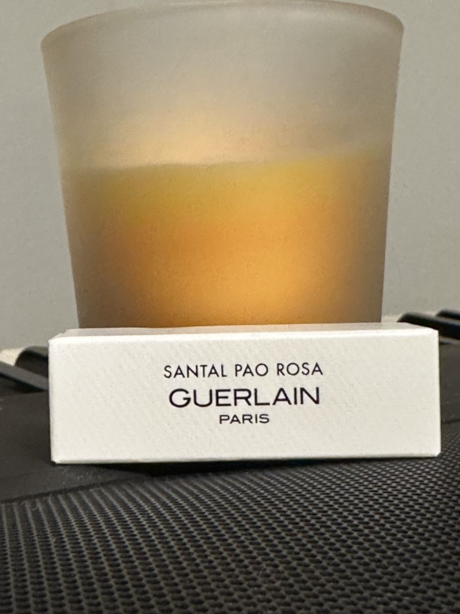 Guerlain Parfums & Eau de Toilette: SANTAL PAO ROSA – EAU DE PARFUM 2ml – Neuf avec emballage d'origine à Zürich par NYDDYN