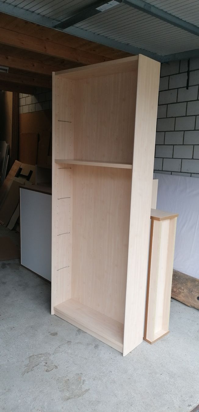 Scaffali: Regal hoch mit 4 Tablaren – Usato da Schwarzenegg venduto da musi09 1